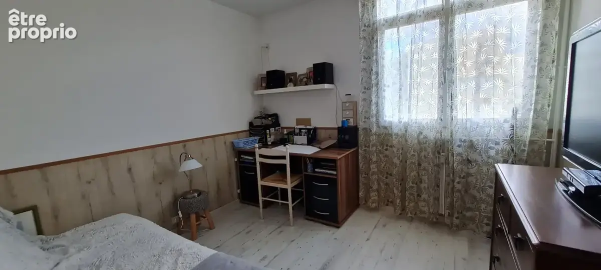 NIMES à vendre T5 de 84 m² 3 chambres, garage individuel, balcon, jardin commun, parking - photo 8
