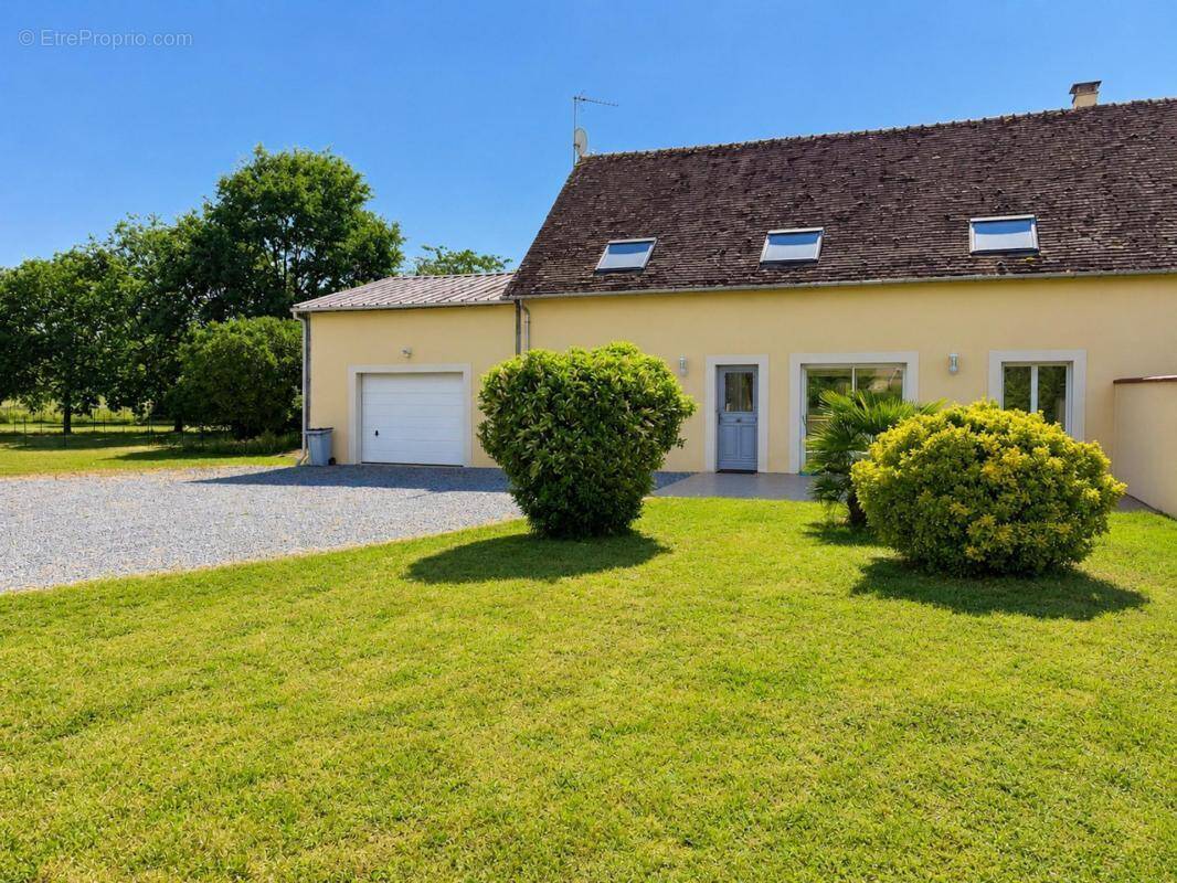 Maison à CHANGE