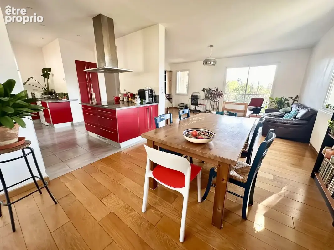 Maison 160 m² à Saint-Genies-Bellevue  - photo 3