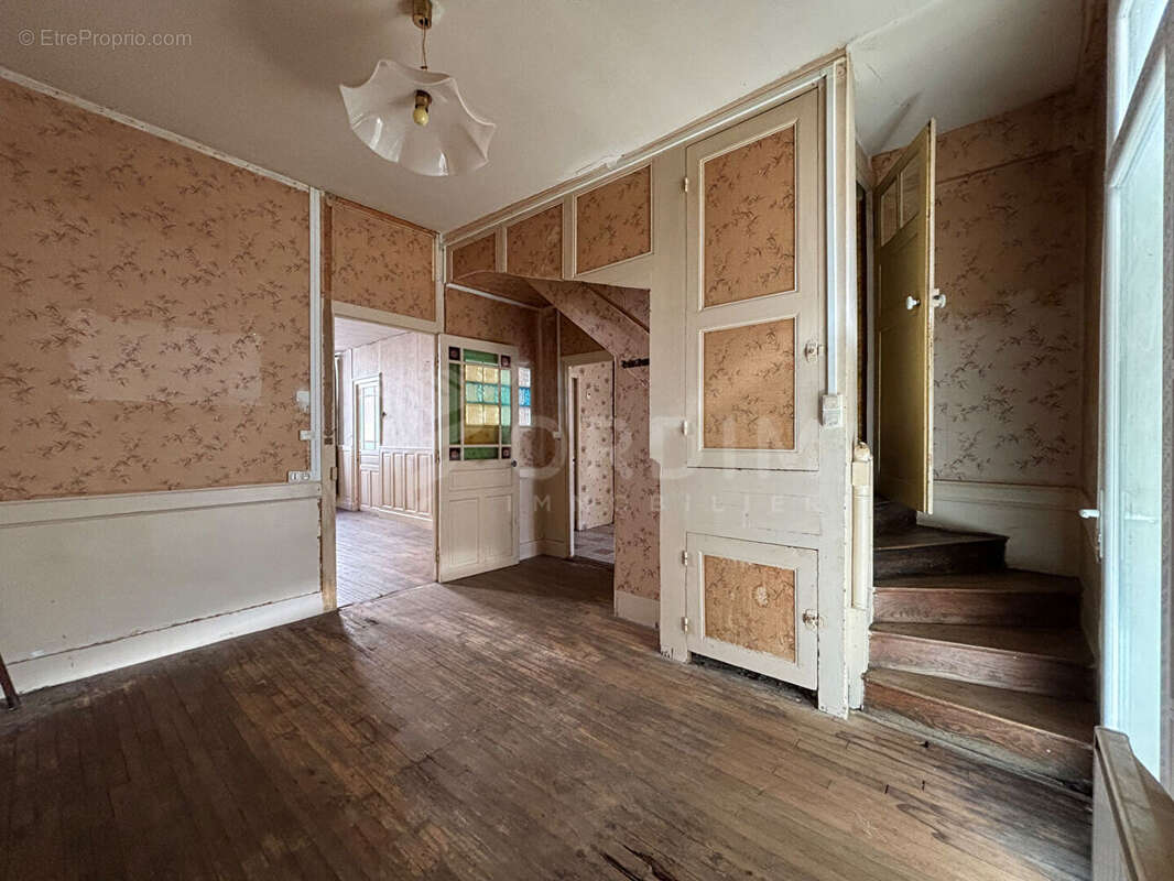 Maison à ANCY-LE-FRANC