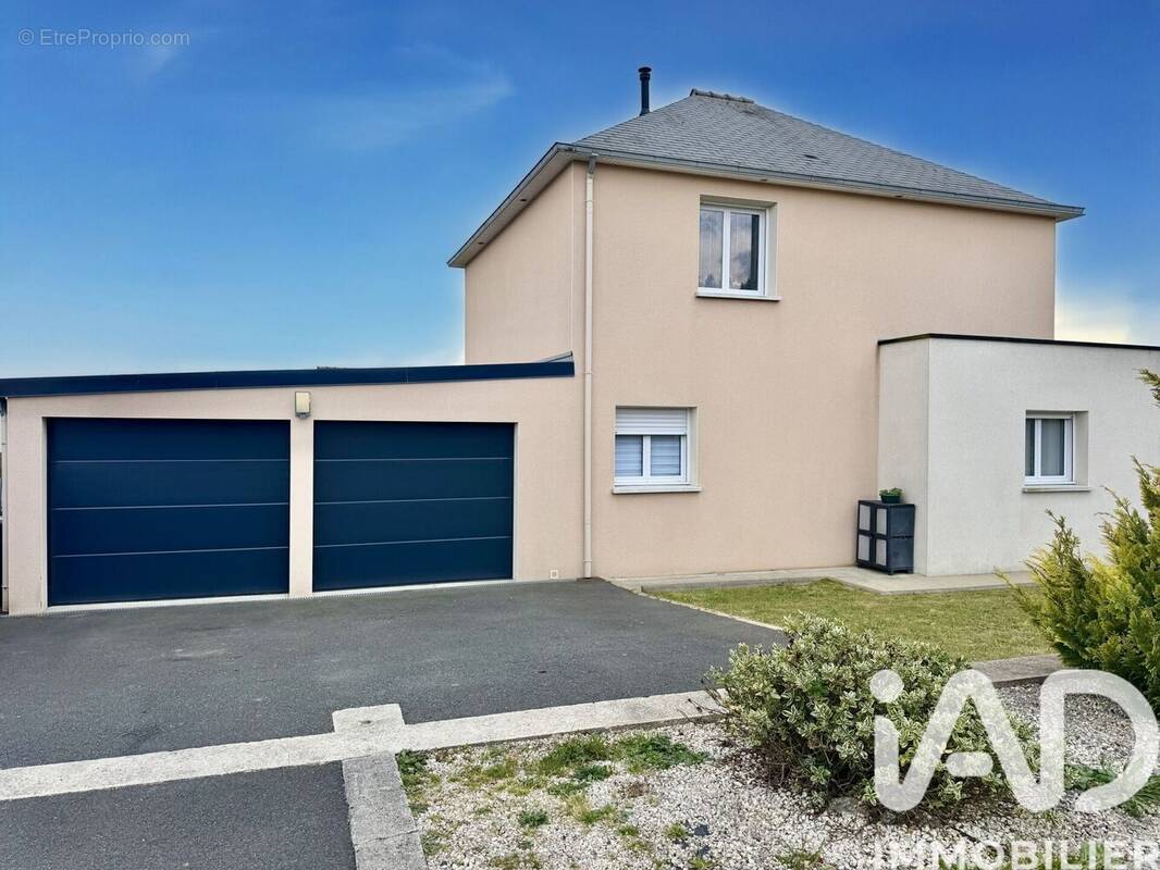 Photo 1 - Maison à LA PRENESSAYE