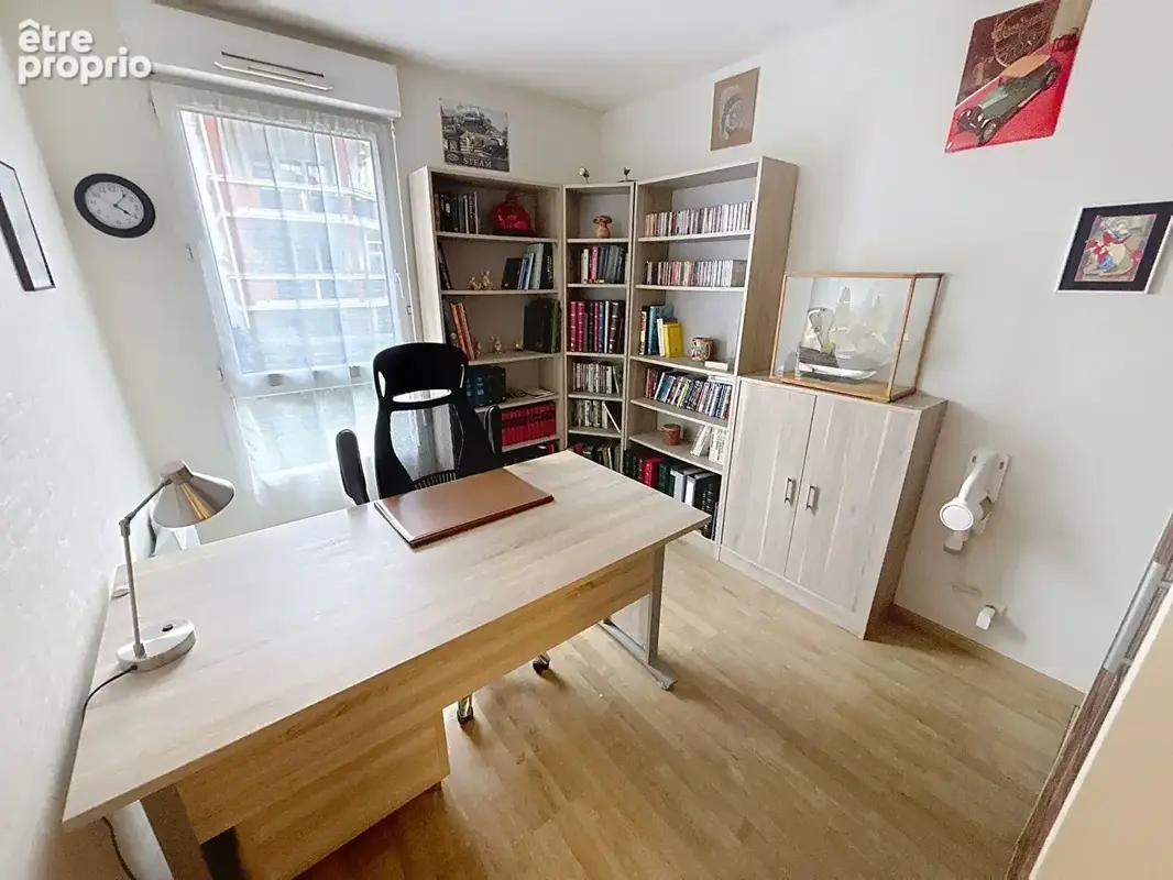Appartement 4 Pièces - 91m² - 1 BOX - VILLEJUIF (94800) - photo 10