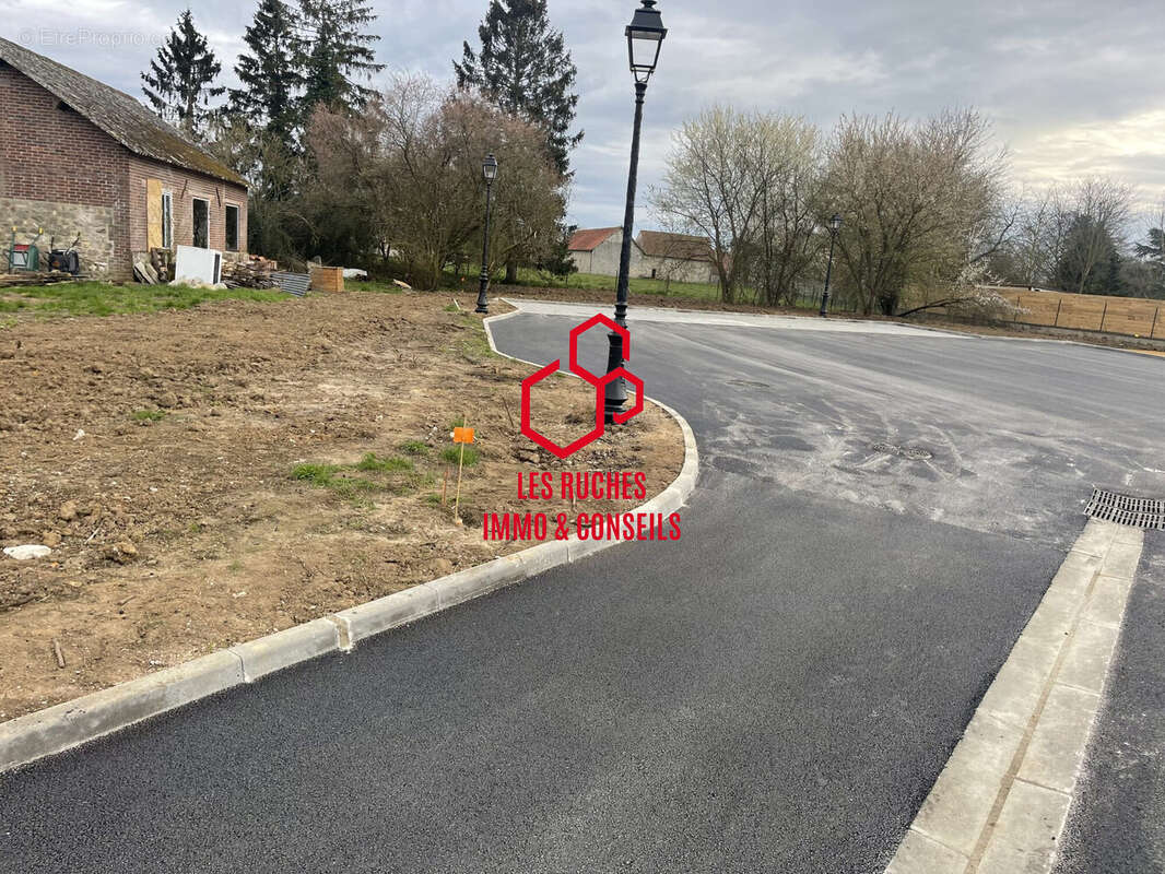 Terrain à MARLES-EN-BRIE