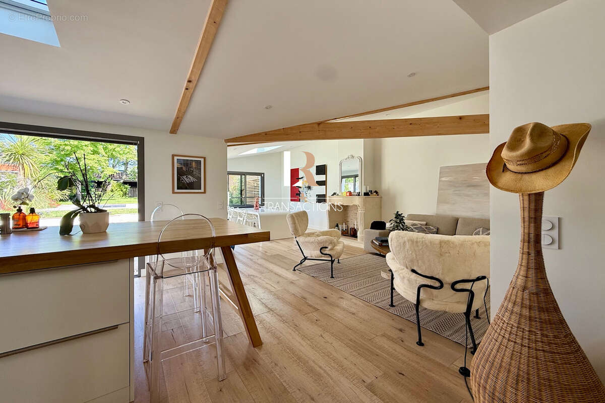 Maison à LA ROCHELLE