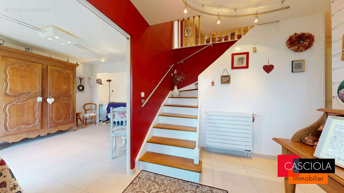 Maison à MARLY