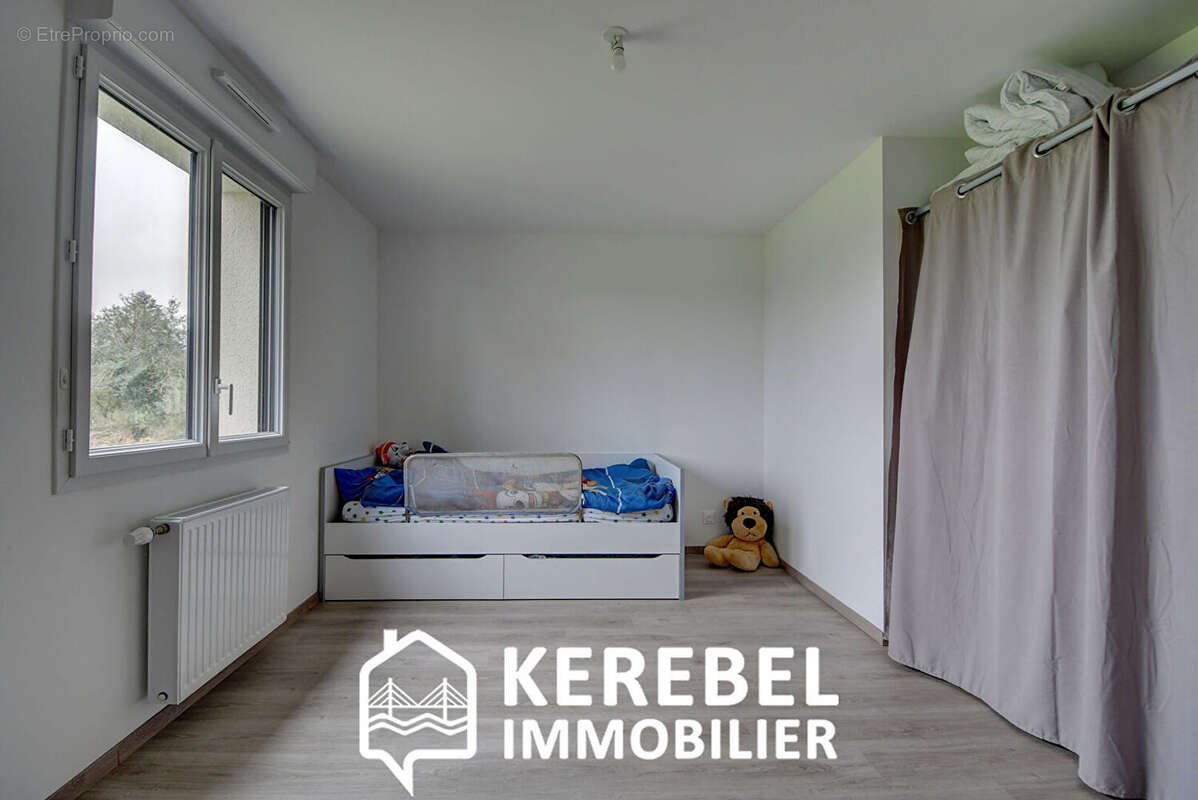 Maison à SAINT-URBAIN