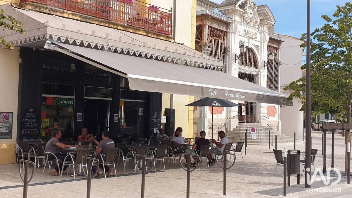 Photo 1 - Commerce à POUSSAN