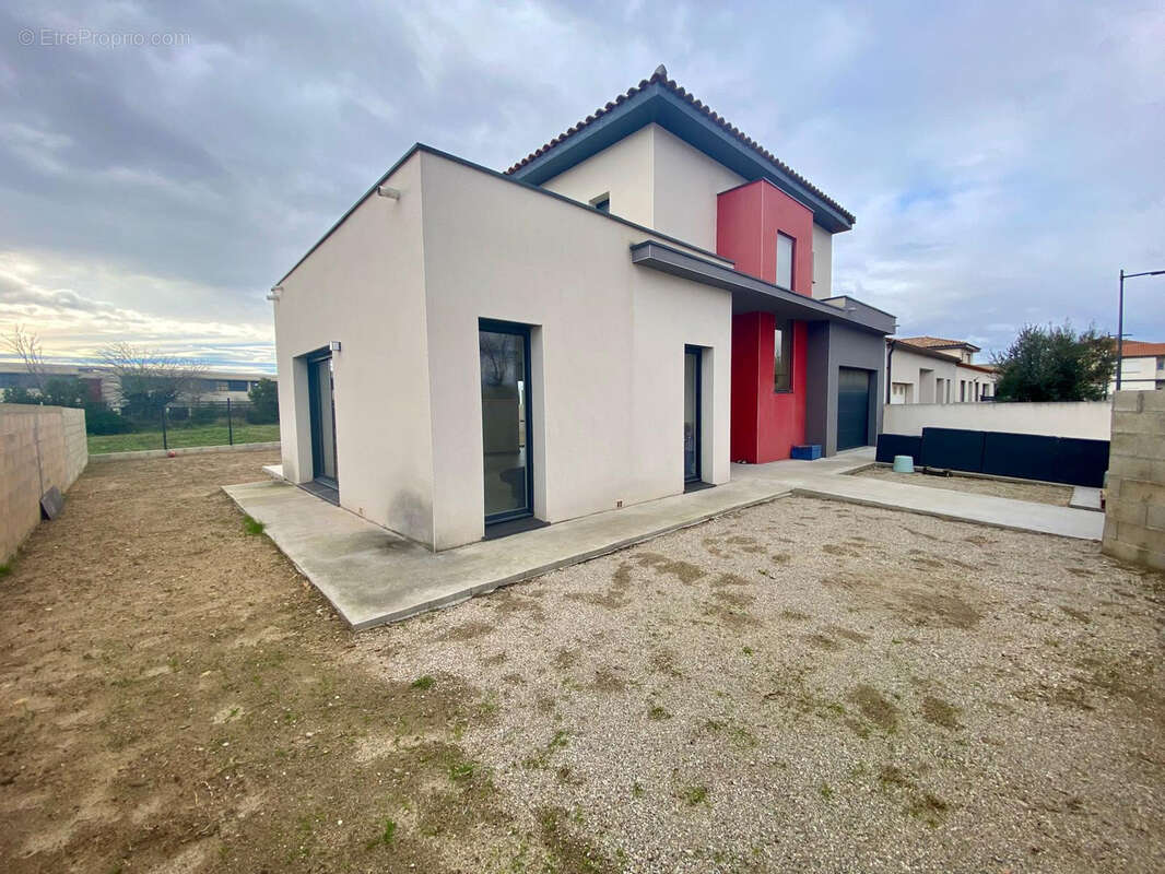 Maison à PIA