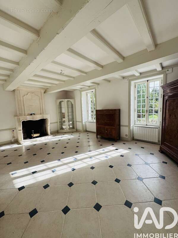 Photo 3 - Maison à CRAZANNES