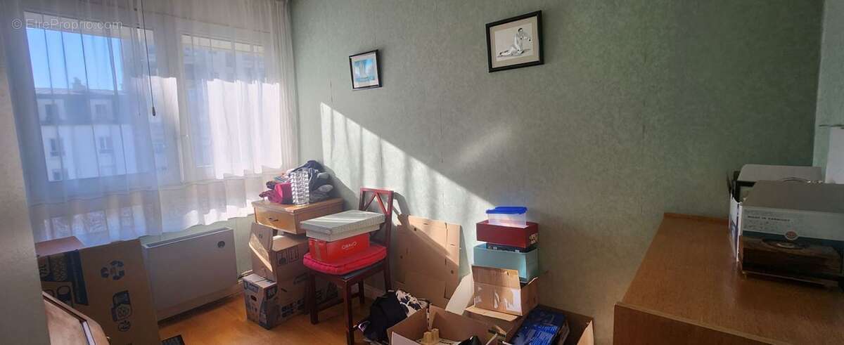 Appartement à PARIS-19E