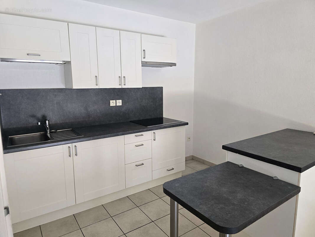 Appartement à LA DESTROUSSE