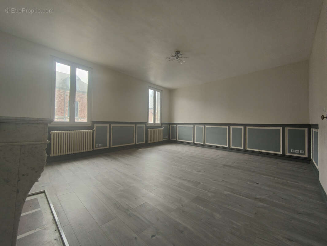 Maison à BEAUVAIS