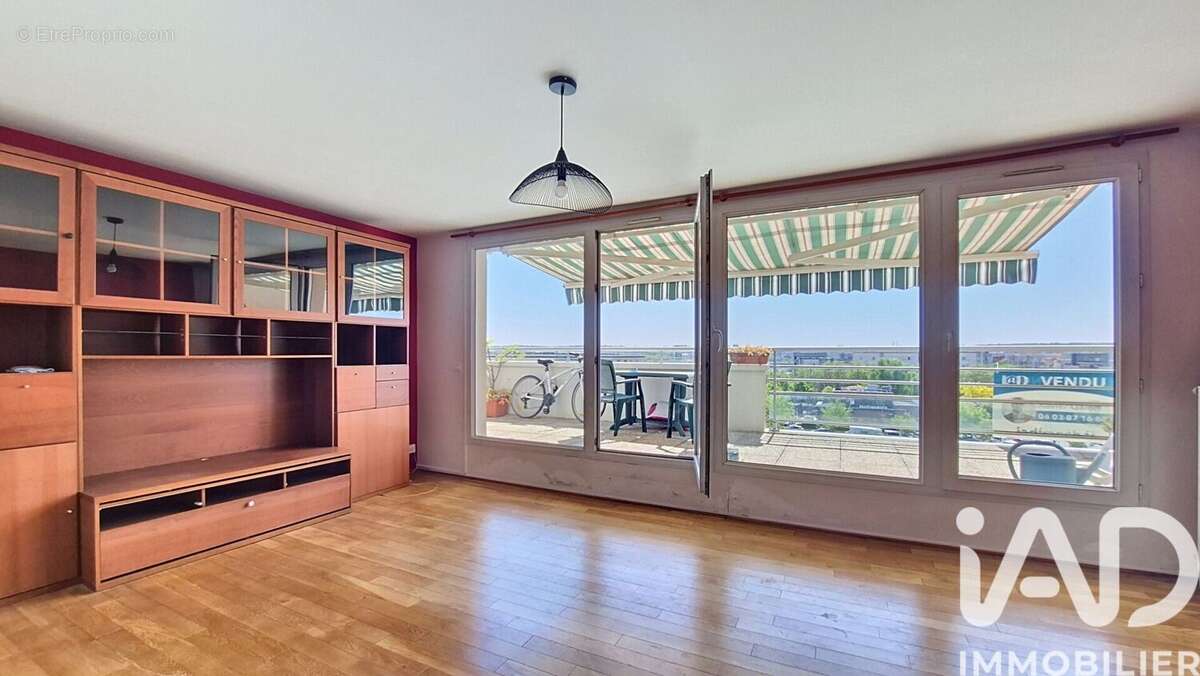 Photo 3 - Appartement à BONNEUIL-SUR-MARNE