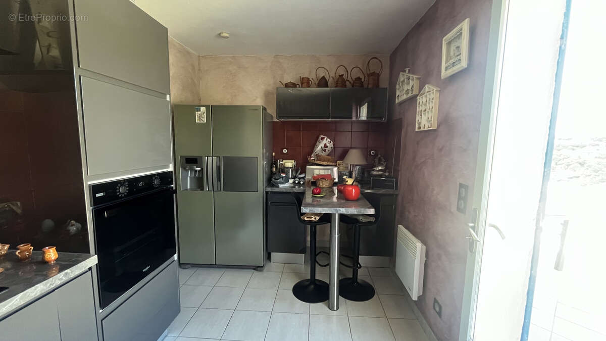 Maison à ROQUEBRUNE-SUR-ARGENS