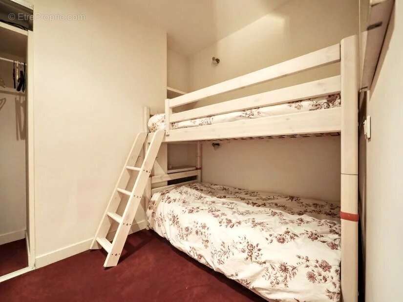 Appartement à PARIS-4E