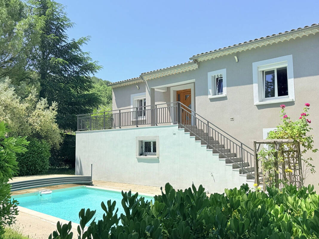 Maison à VAISON-LA-ROMAINE
