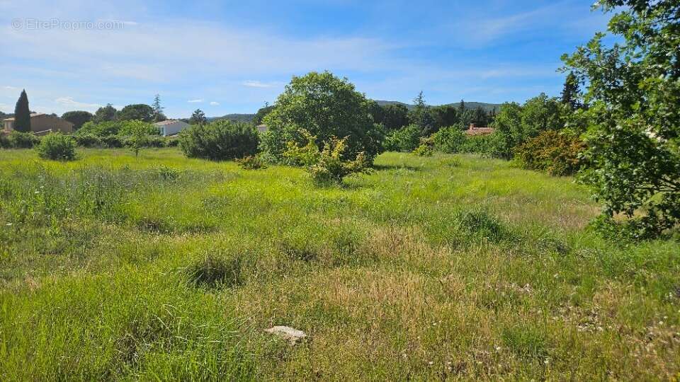 Terrain à LAURIS