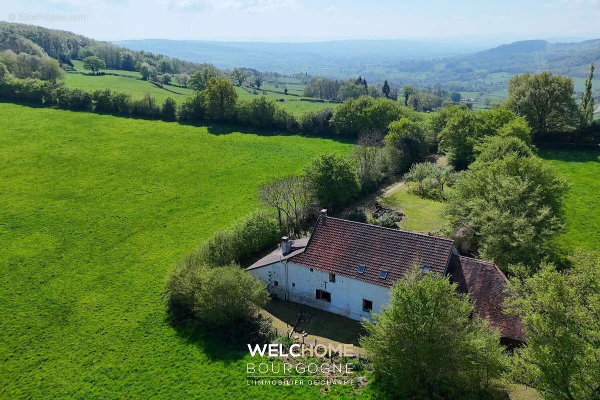 Maison à MONT-SAINT-VINCENT