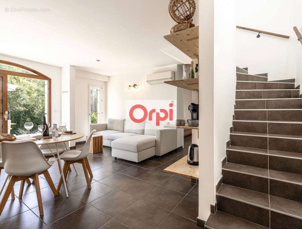 Maison à PORTO-VECCHIO