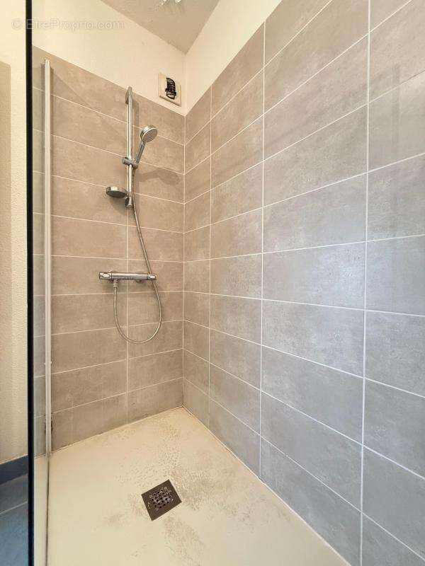 Appartement à VAUX-SUR-MER