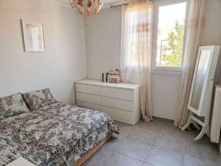 Appartement à IVRY-SUR-SEINE