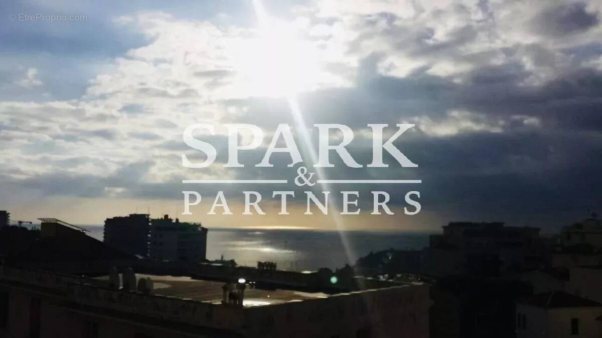 Appartement à BEAUSOLEIL