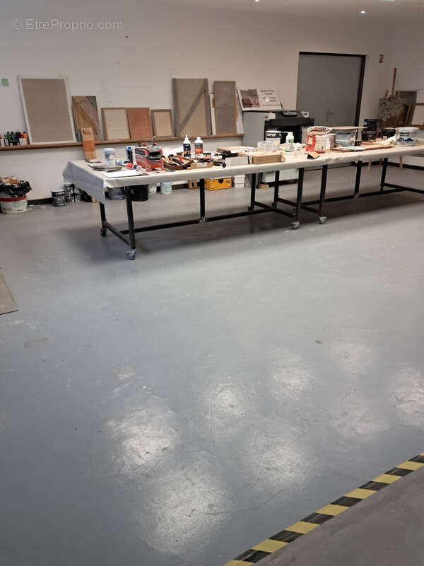 Commerce à SAINT-LYE