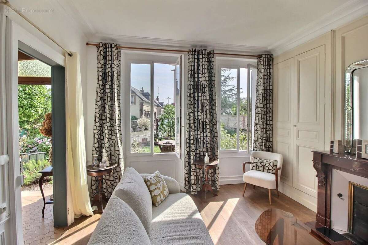 Photo 8 - Maison à NEUVILLE-SUR-VANNES