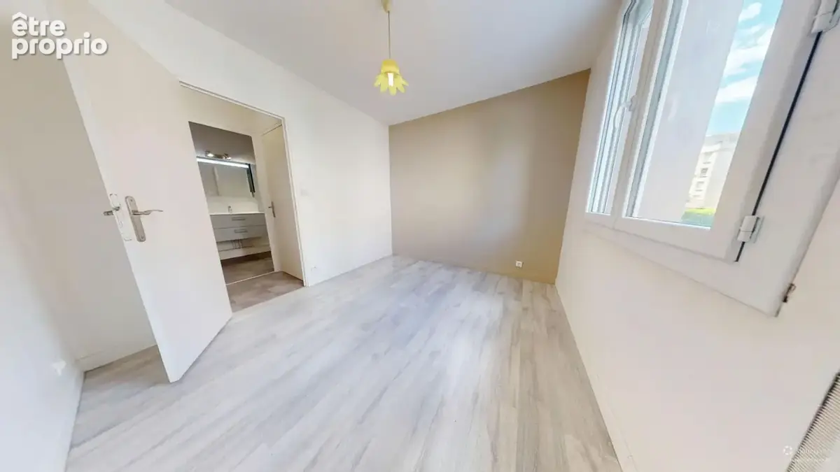 Appartement Saint Martin D Heres 4 pièce(s) 83.23 m2 - photo 8