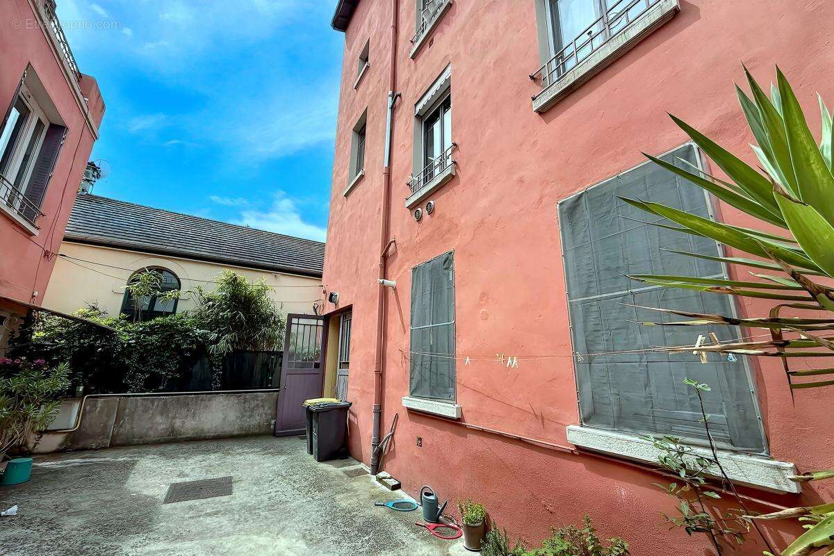 Appartement à VILLEURBANNE