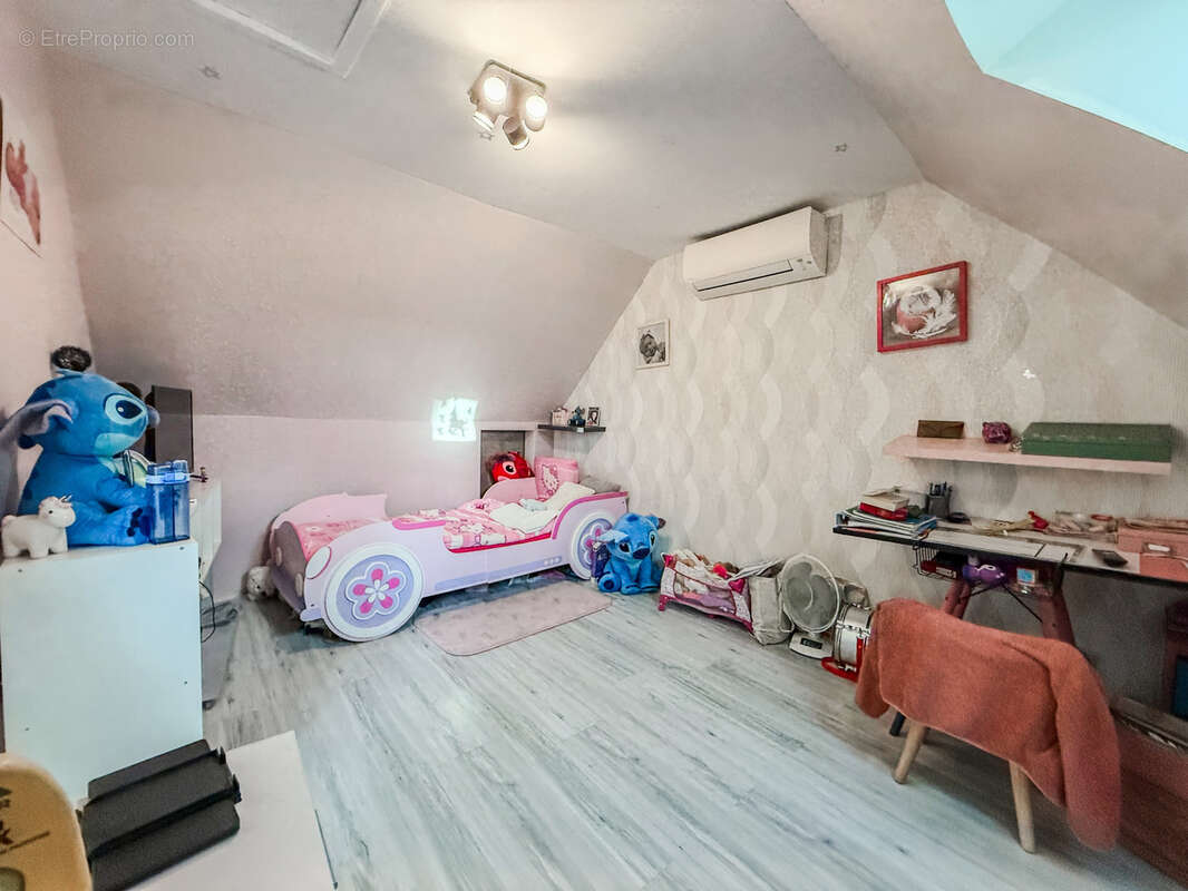 Maison à ROSIERES-EN-SANTERRE