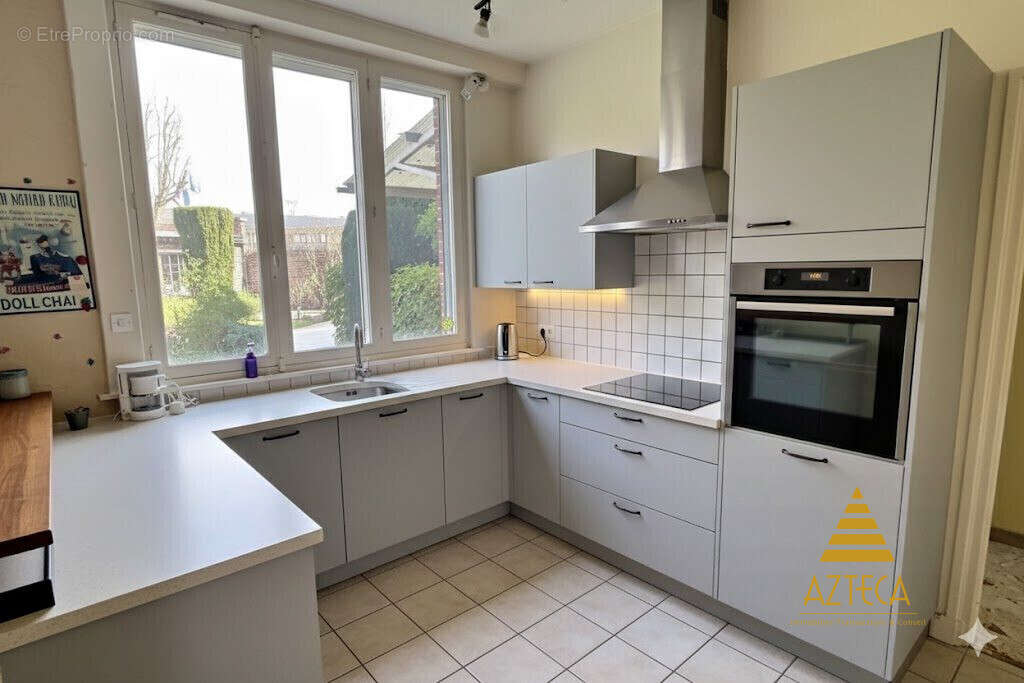 PROPOSITION CUISINE avec IA - Maison à CAMBRAI