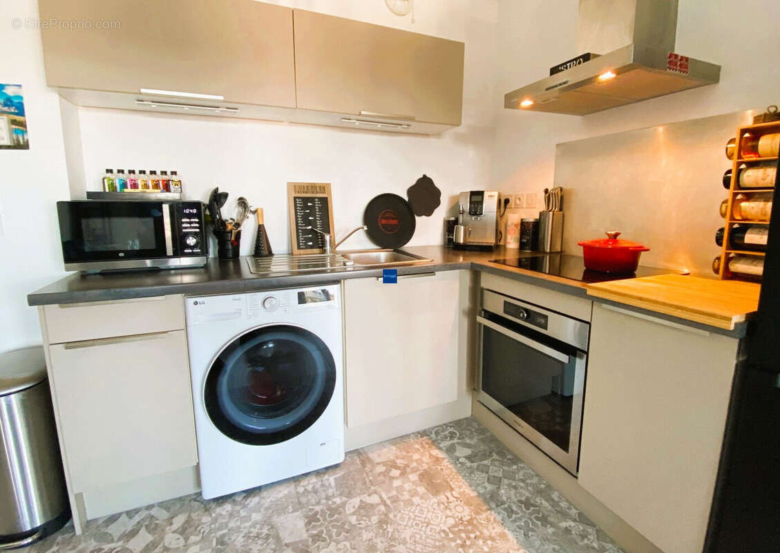 Appartement à LA LONDE-LES-MAURES