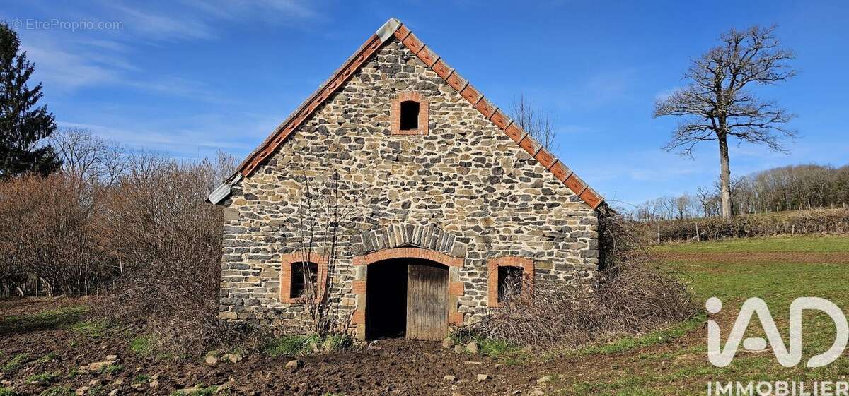 Photo 6 - Maison à ALLY