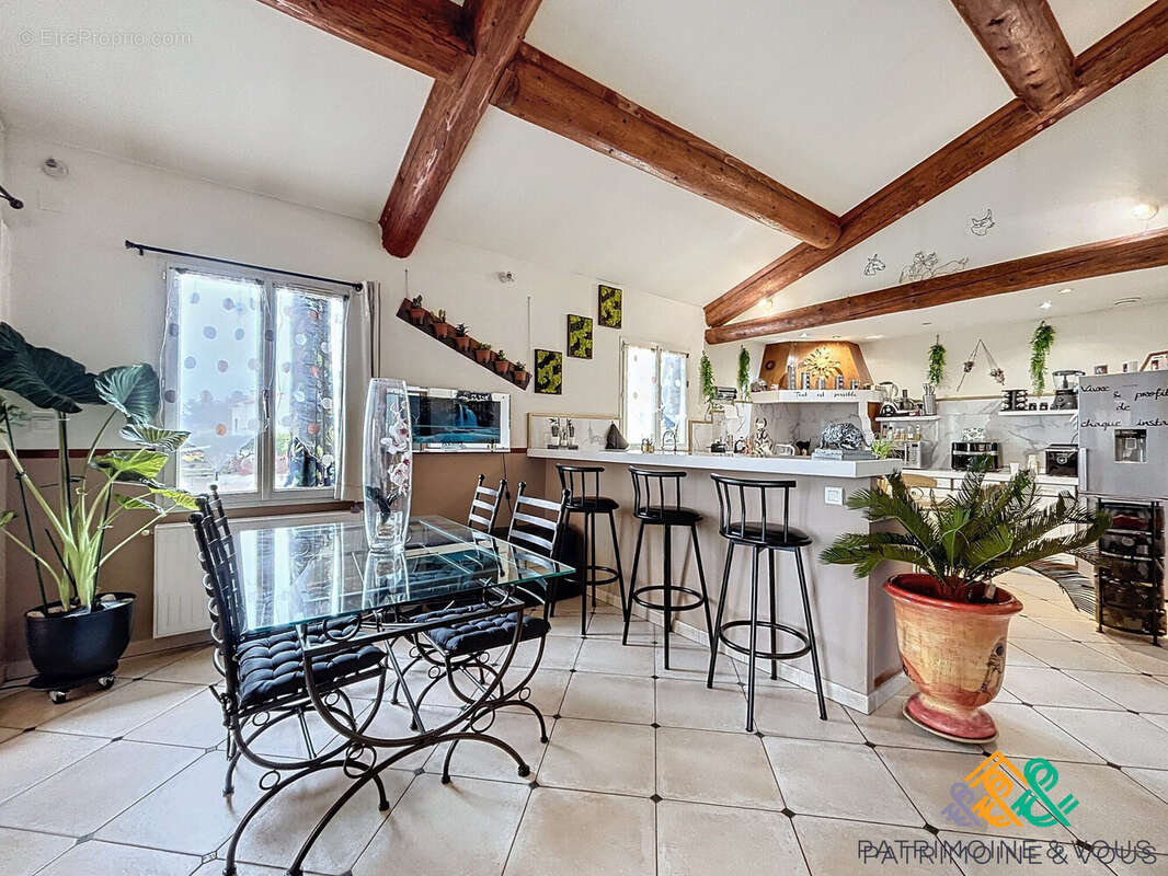 Appartement à BEAUCAIRE