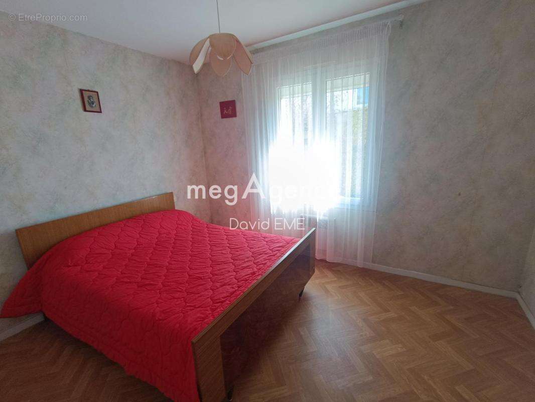 5 Pièces, 108 m2, 3 chambres, AIZENAY Centre - photo 10