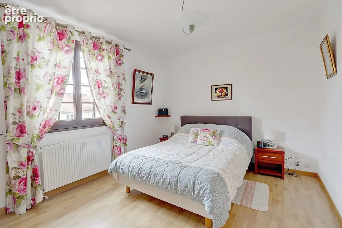 Maison 6 pièces 127 m² à vendre à Chartainvilliers (28130) - photo 5