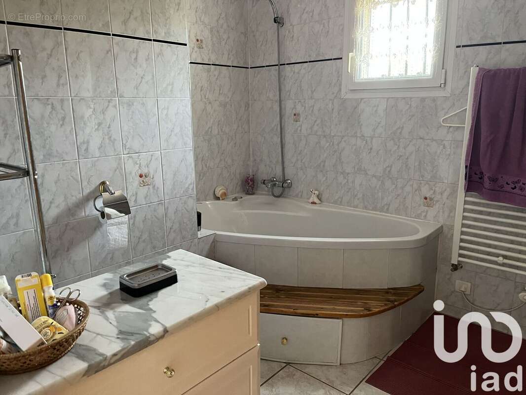 Photo 8 - Maison à MIRABEL-ET-BLACONS