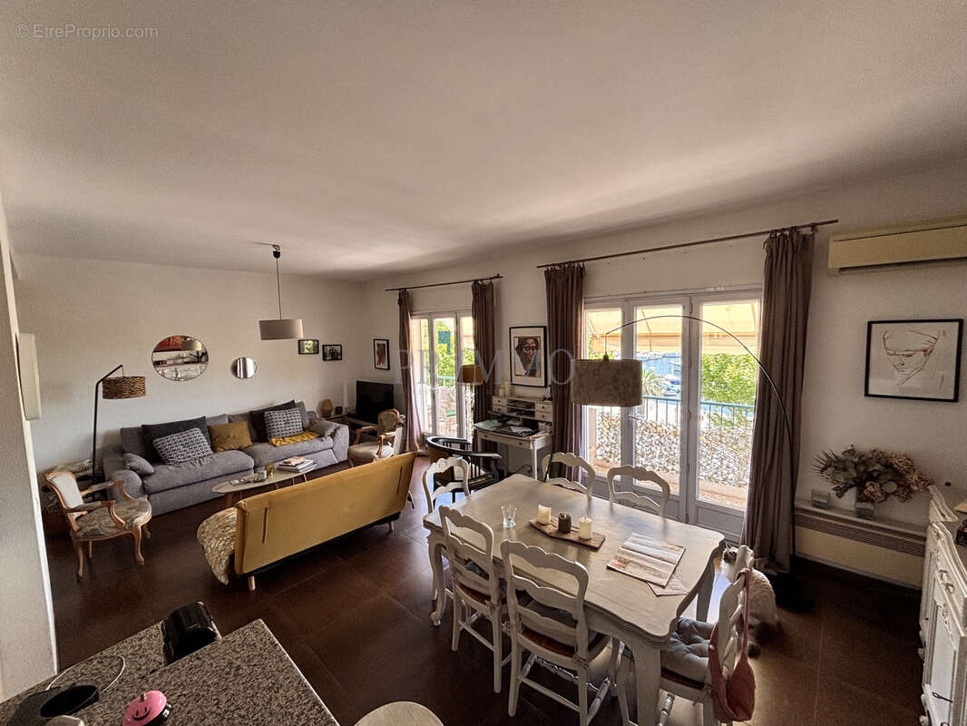 Appartement à SAINT-RAPHAEL