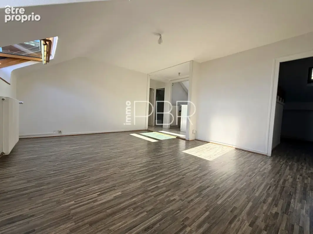 Appartement T2bis secteur Jean Jaures REIMS - photo 2