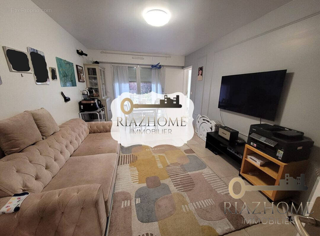 Appartement à LE BOURGET