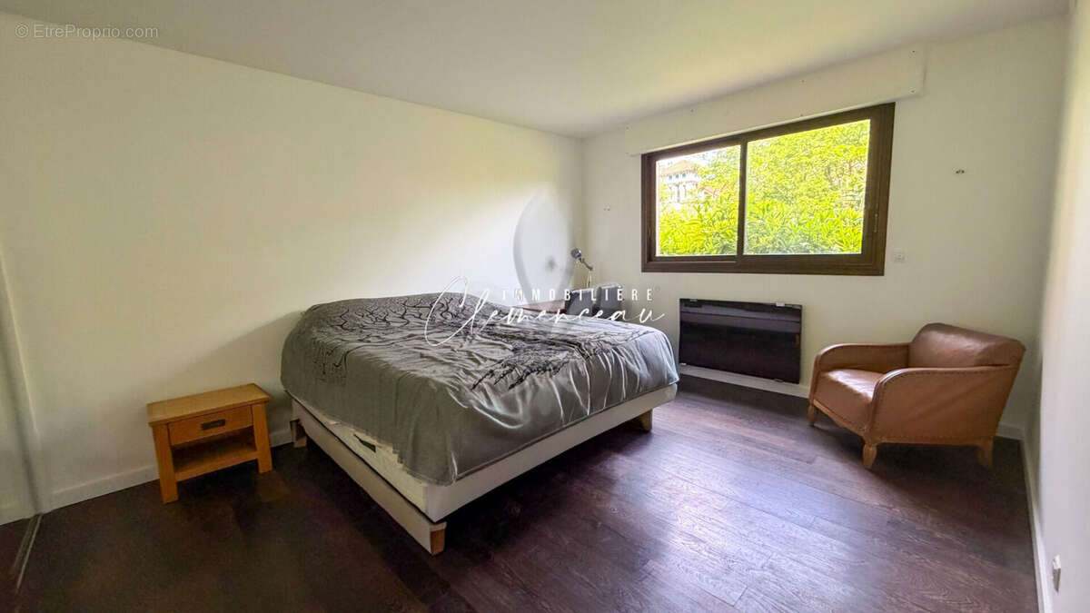 Maison 200m²  Bords de Seine - île Privée - POISSY - photo 10