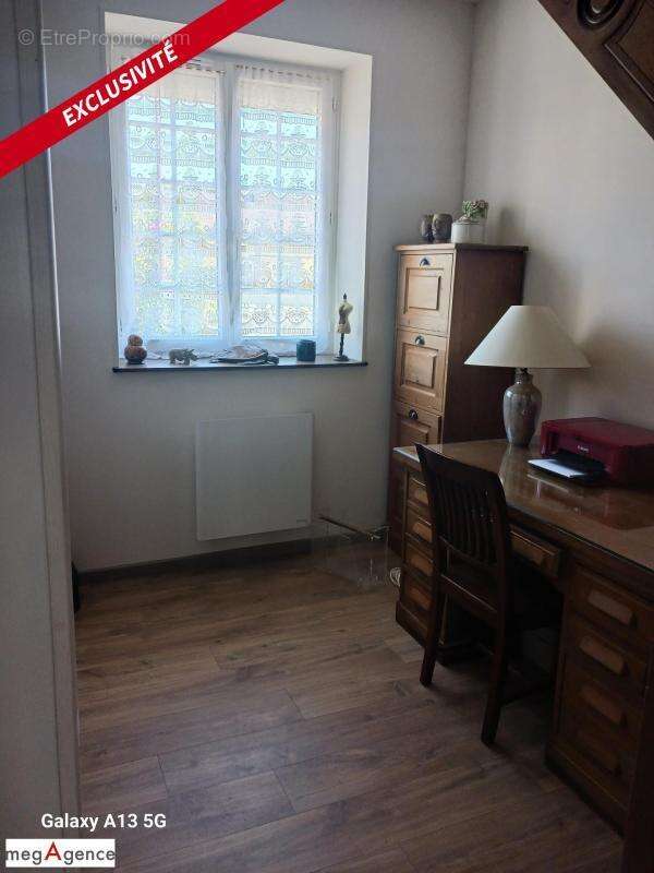 Maison centre village - photo 6