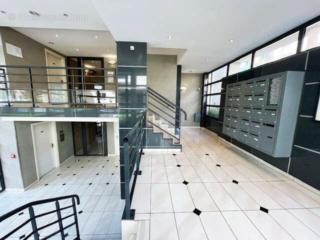 Appartement à SURESNES