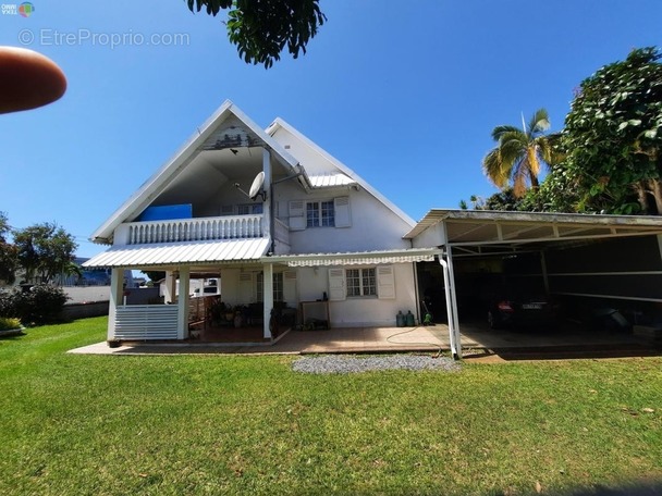 Maison à BRAS-PANON