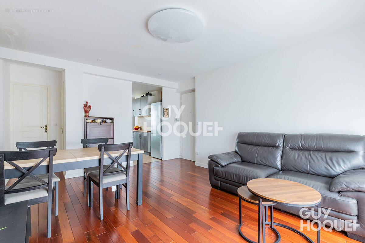 Appartement à ATHIS-MONS