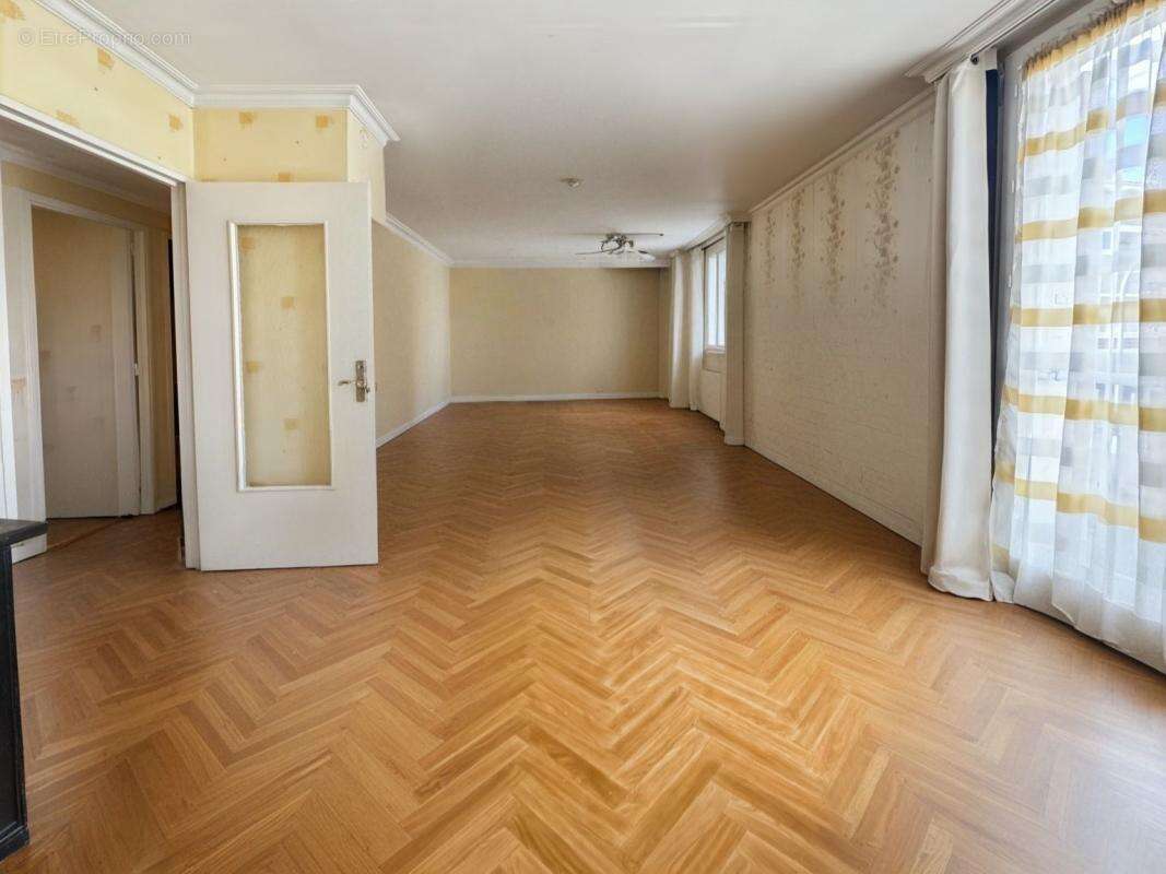 Appartement à SEPTEMES-LES-VALLONS