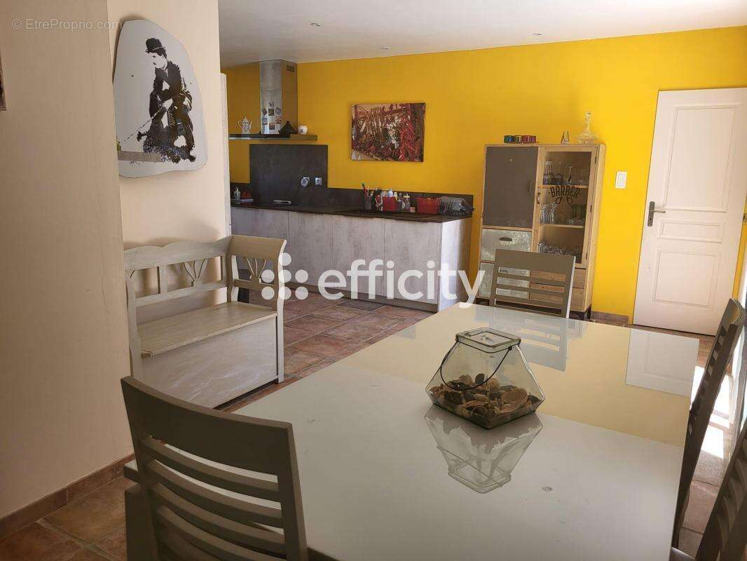 Maison 165 m² à Saint-Pargoire  - photo 5