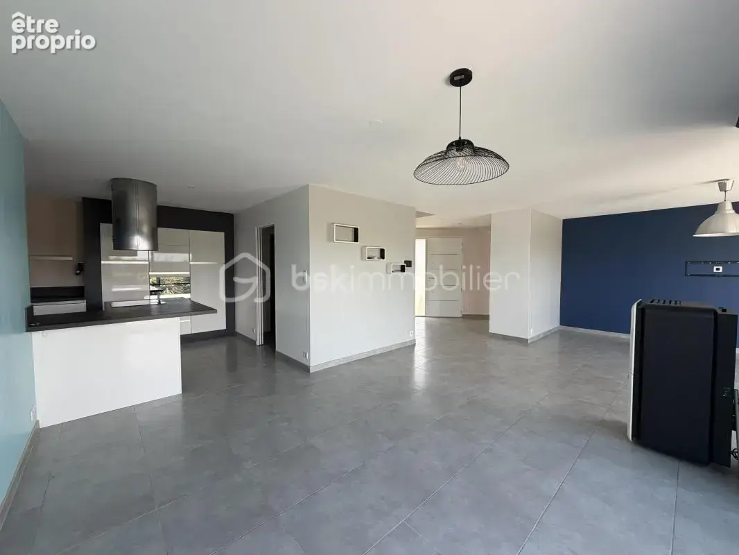 Charmante maison contemporaine avec 4 chambres, garage et jardin - photo 5