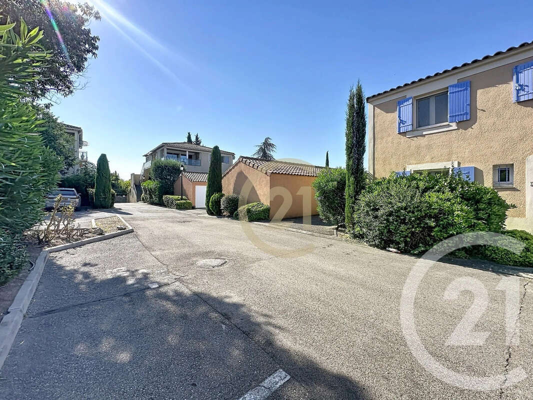 Appartement à UZES